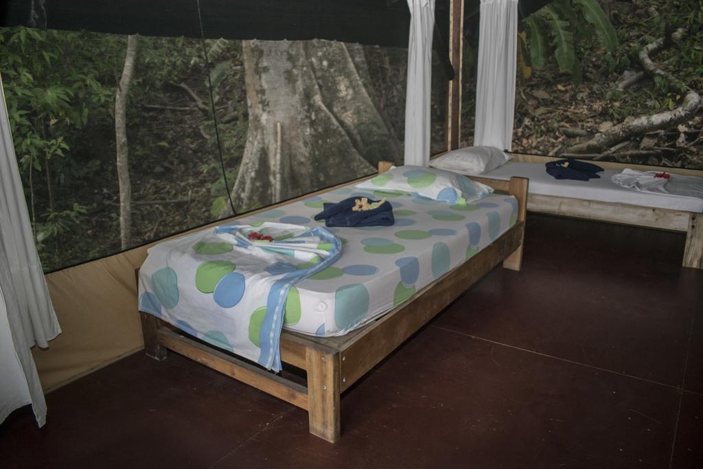 La Leona Eco Lodge Carate Zewnętrze zdjęcie