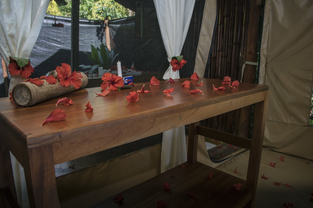 La Leona Eco Lodge Carate Zewnętrze zdjęcie